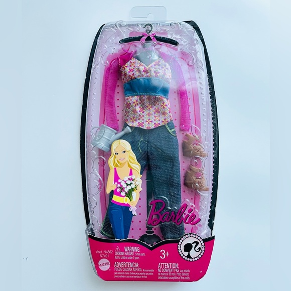 Barbie Accessories - (SOLD) New BARBIE DOLL 2009 Barbie Fashion Fever BD2009 Asst. N4862 #N7491 Garde
